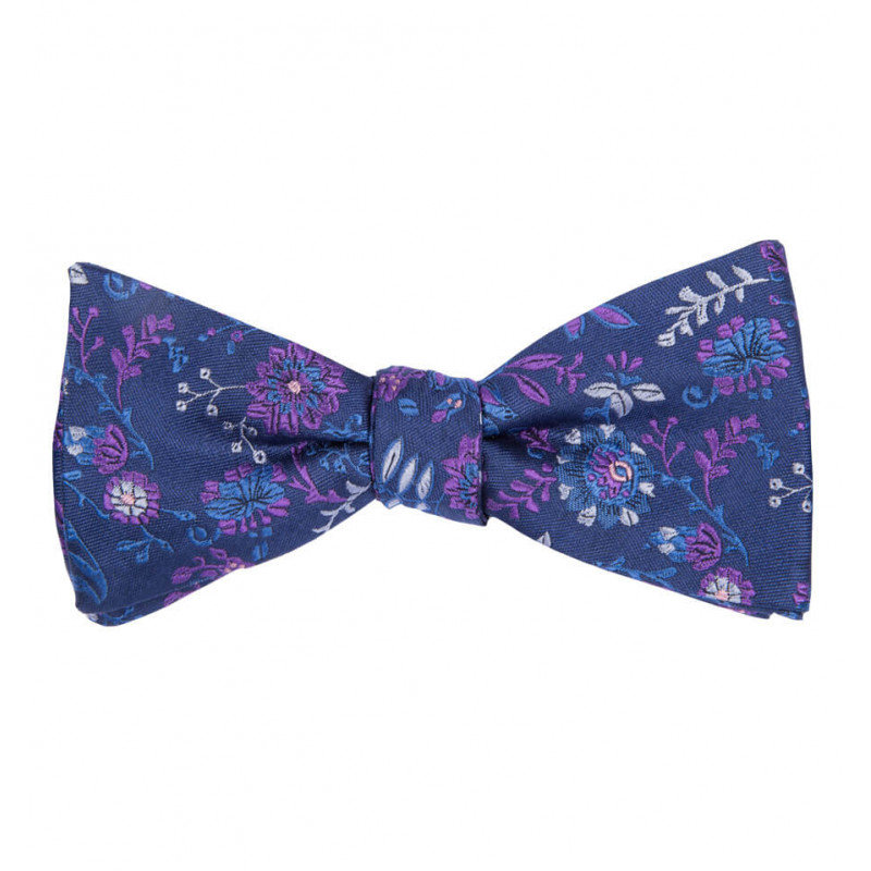 Bow tie fantasy in pure silk