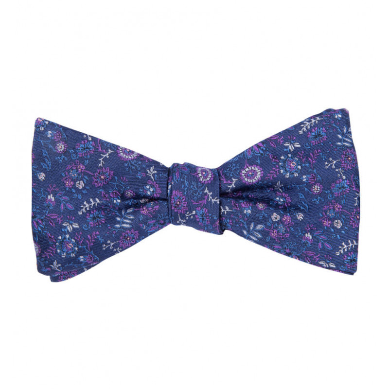 Bow tie fantasy in pure silk