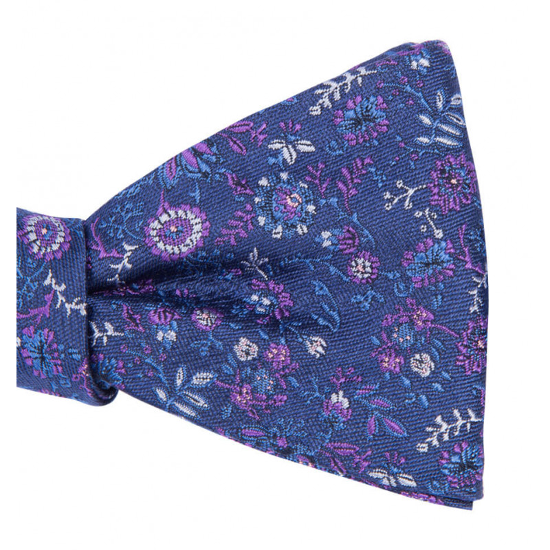 Bow tie fantasy in pure silk