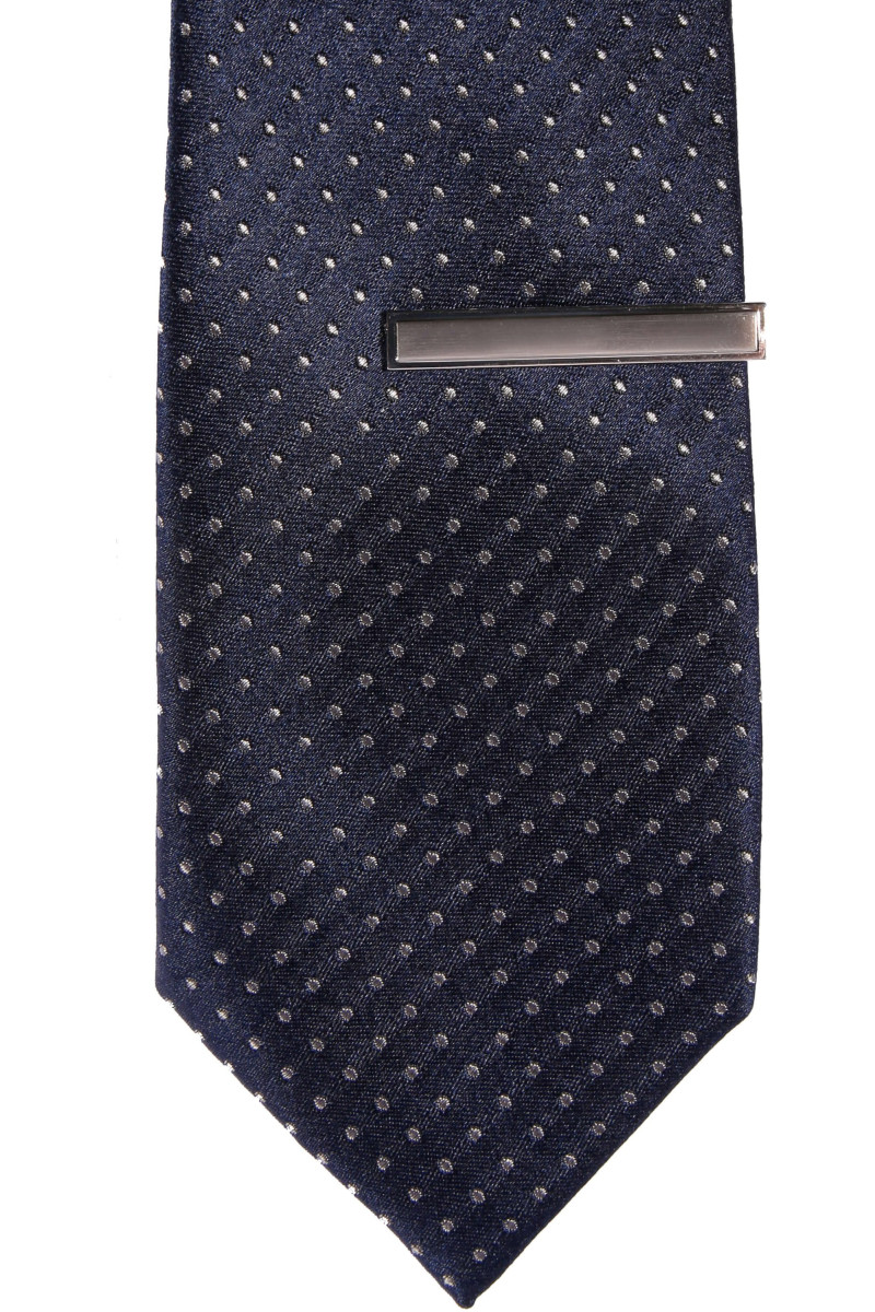 Pince à cravate slim en métal brossé et finition rhodium