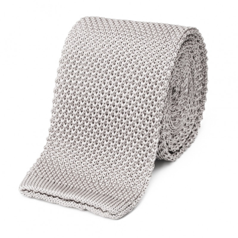 Cravate fine en maille tricot de pure soie