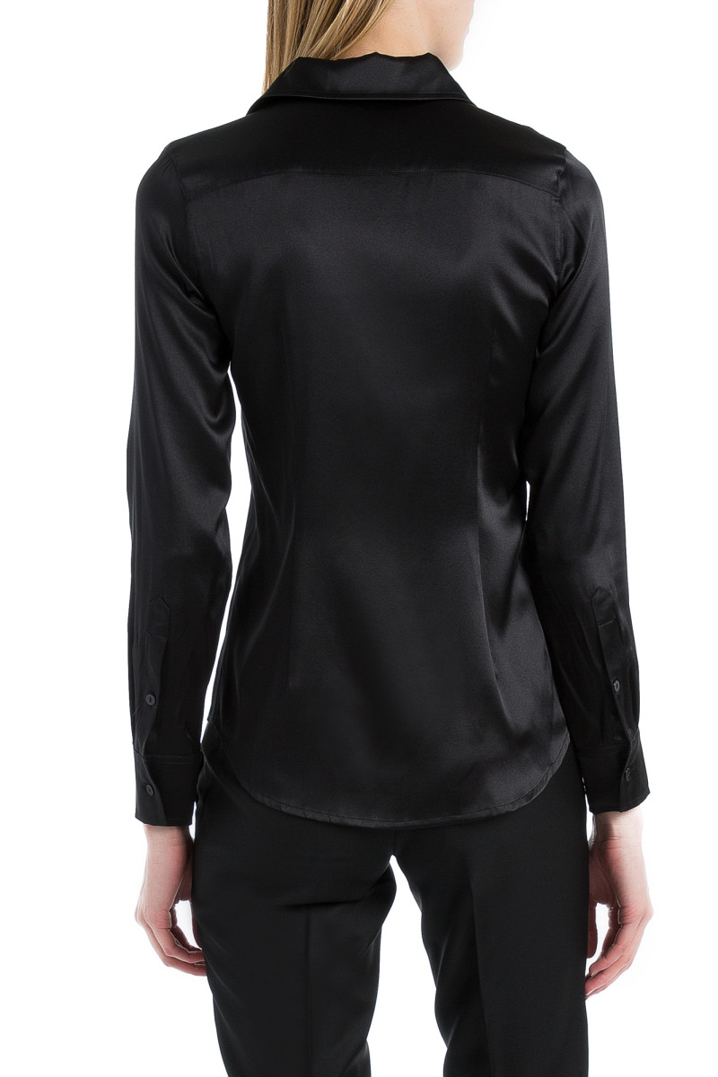 Blouse cinched in pure silk