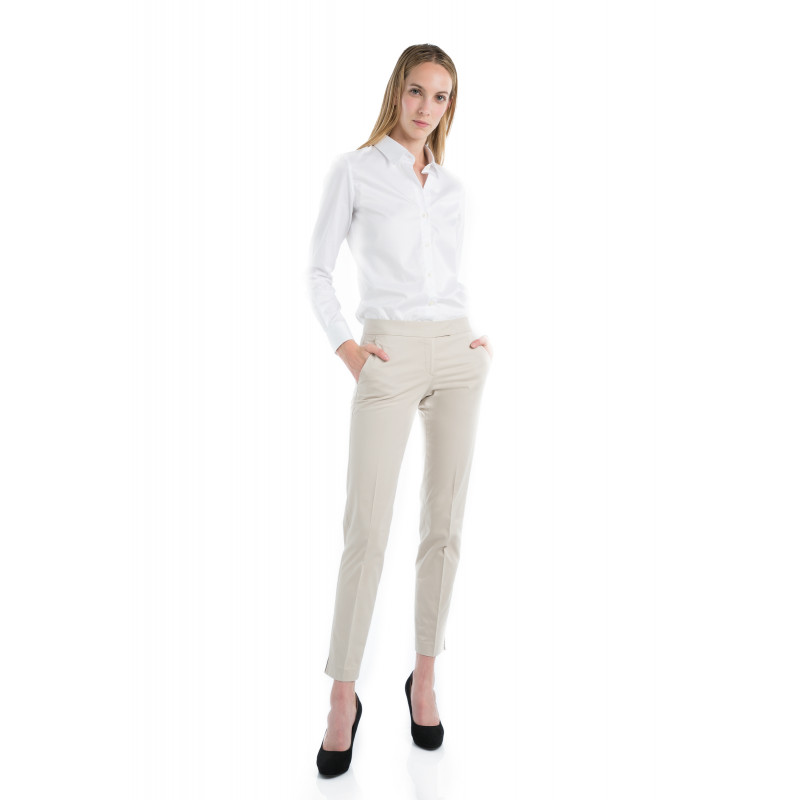 Pantalon en coton légèrement stretch coupe cigarette