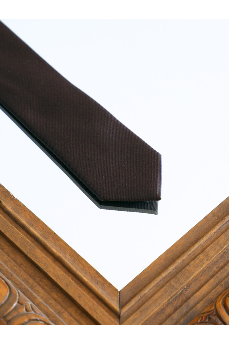 Thin tie in pure silk ribbed
