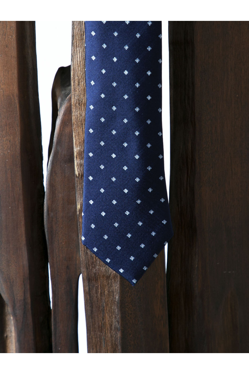 Tie in pure silk patterned square