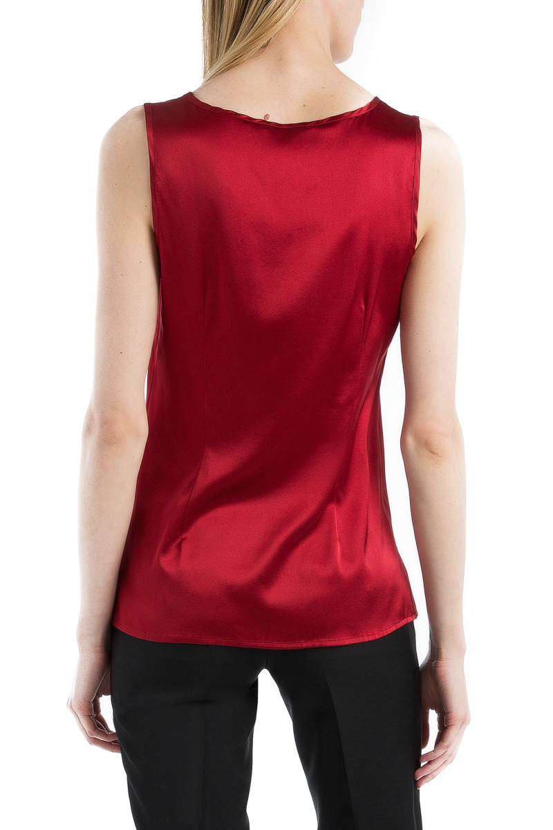 Blouse cinched in pure silk