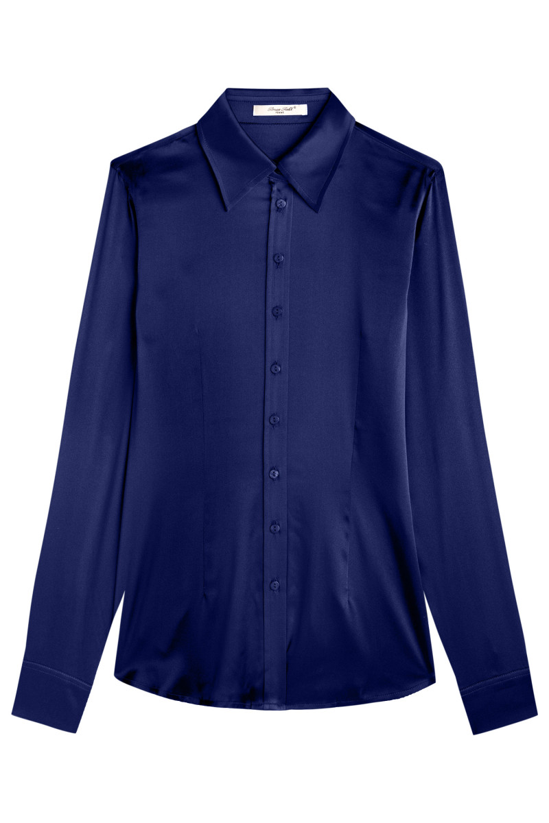 Blouse cinched in pure silk