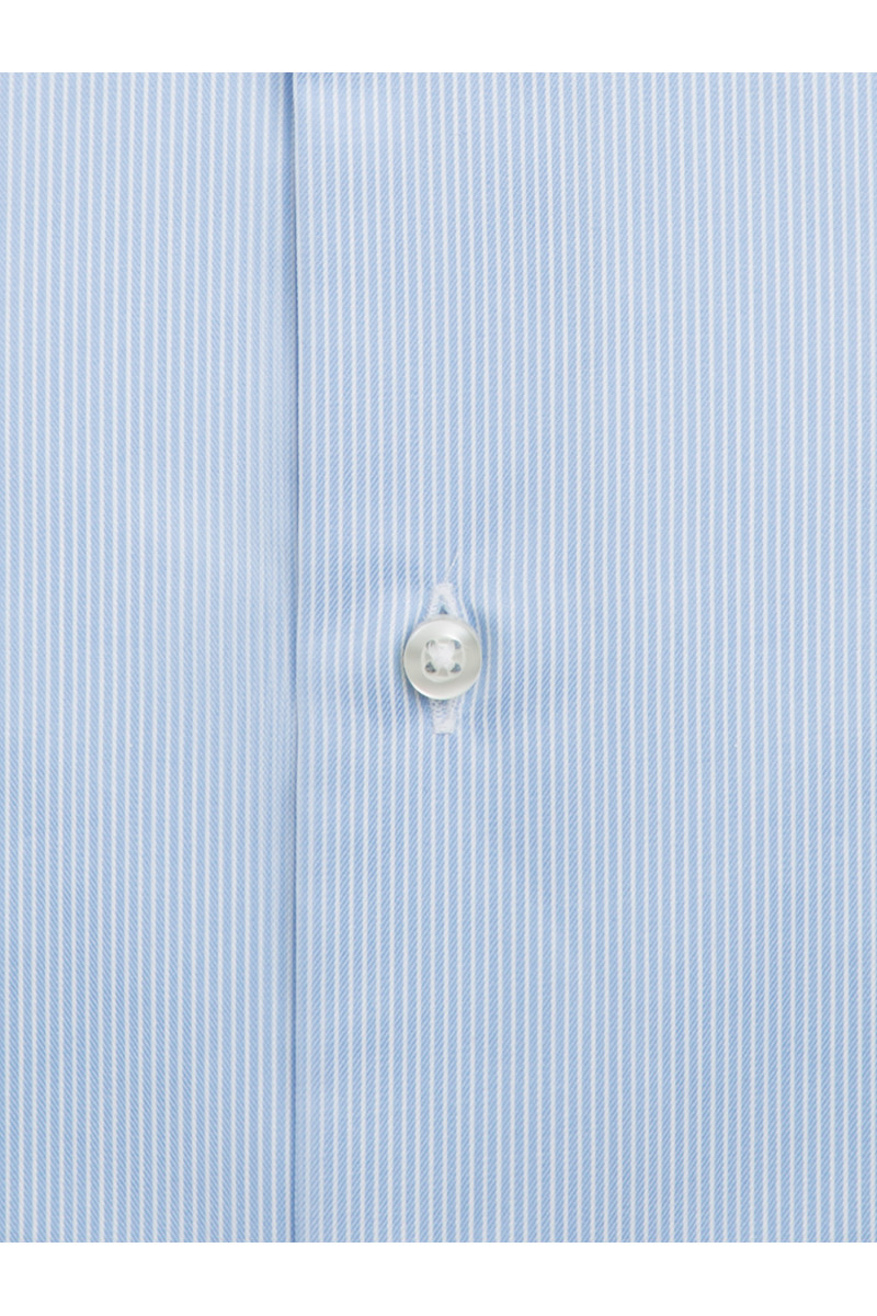 Chemise cintrée pur coton à fines rayures
