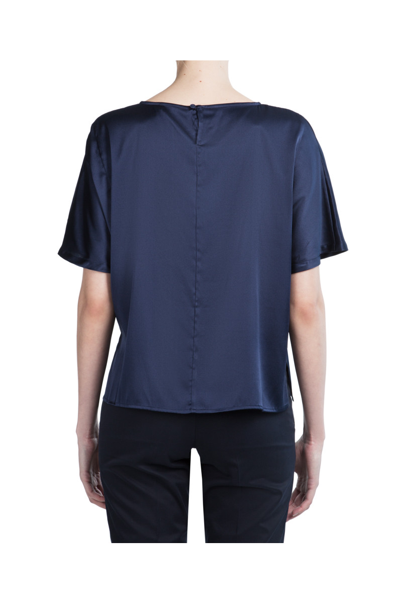 Blouse cinched in pure silk