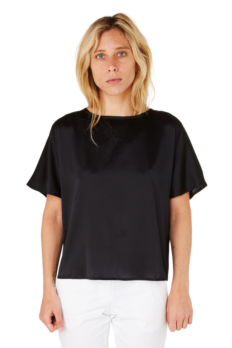 Blouse cinched in pure silk