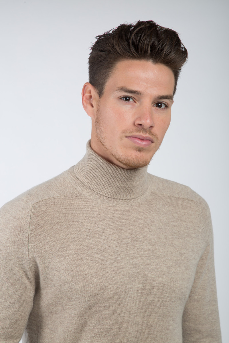 Pull laine cachemire col roulé GG12