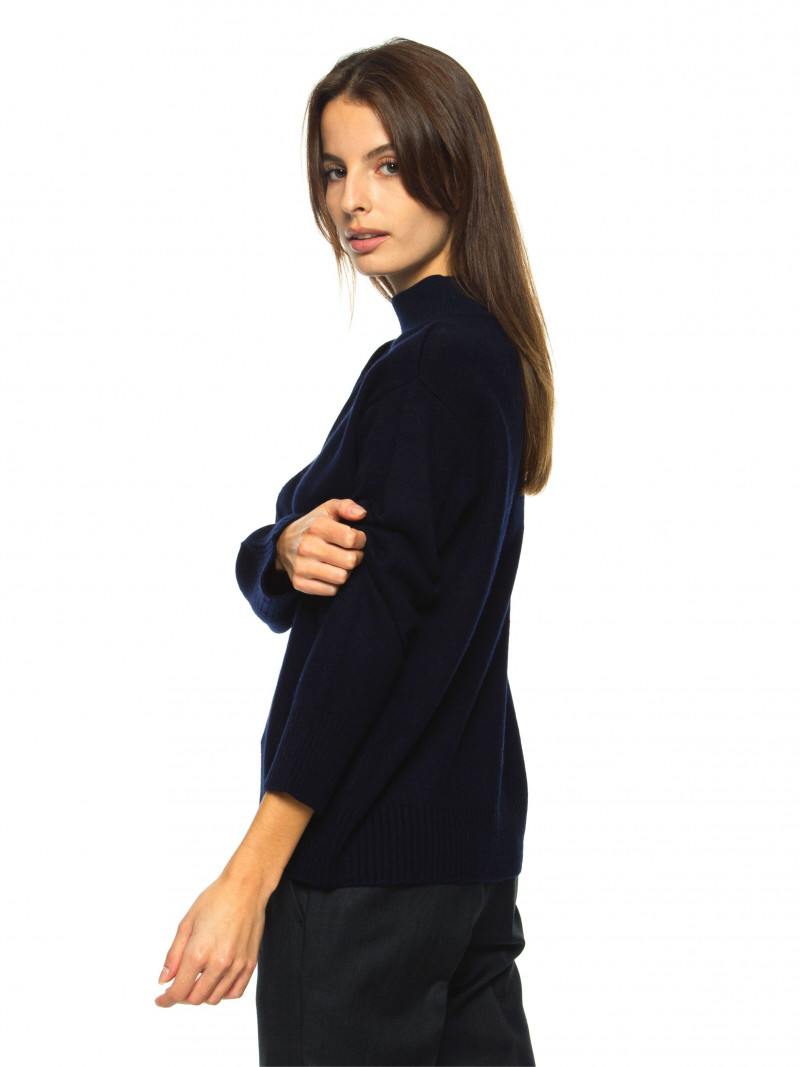 Woman's Wool and Cashmere High Collar Sweater