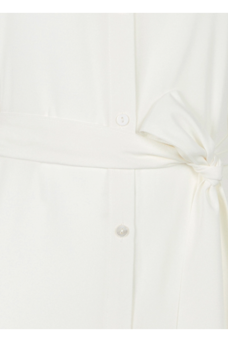 Robe pure soie à fleur