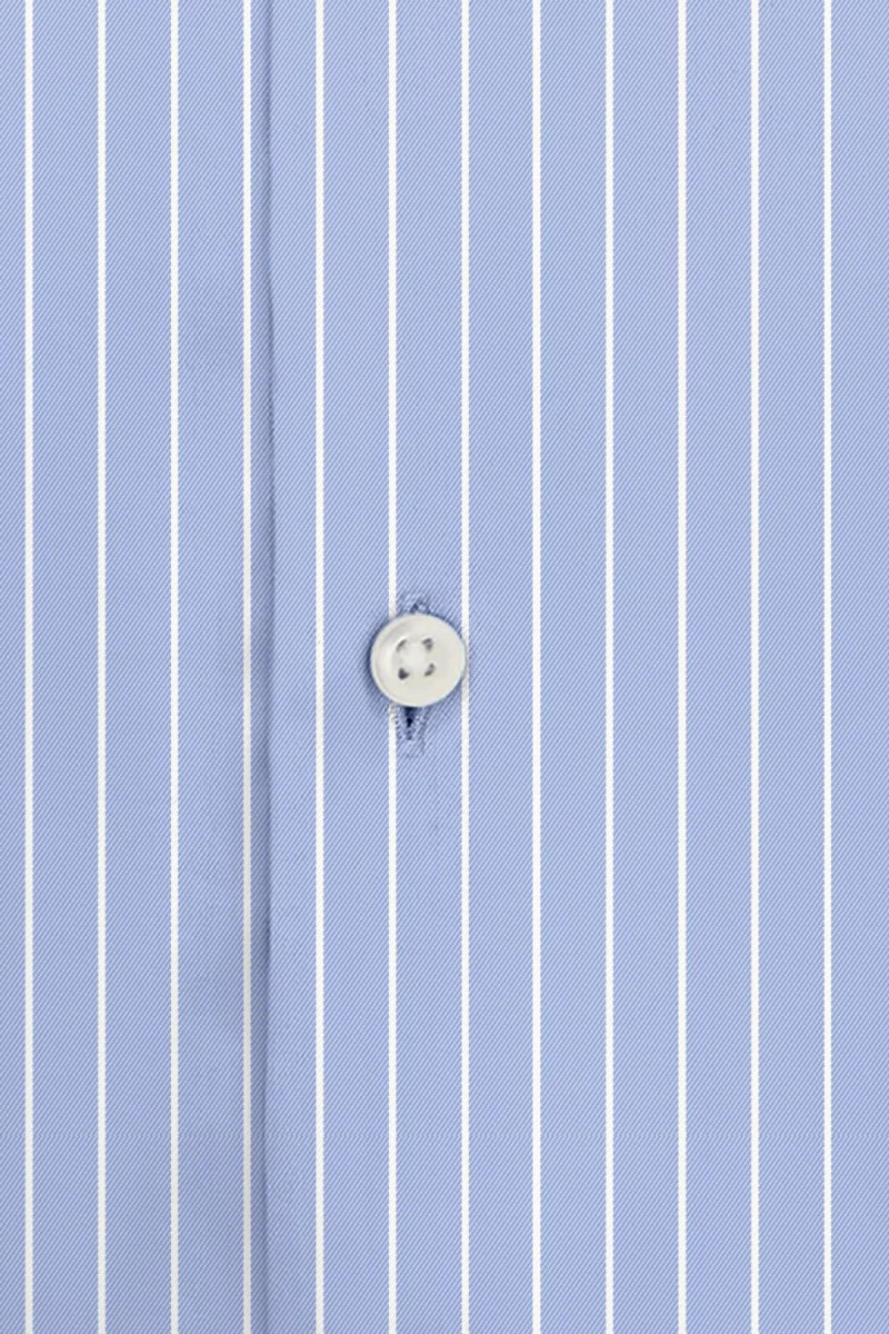 Men's slim fit shirt with thin grey stripes