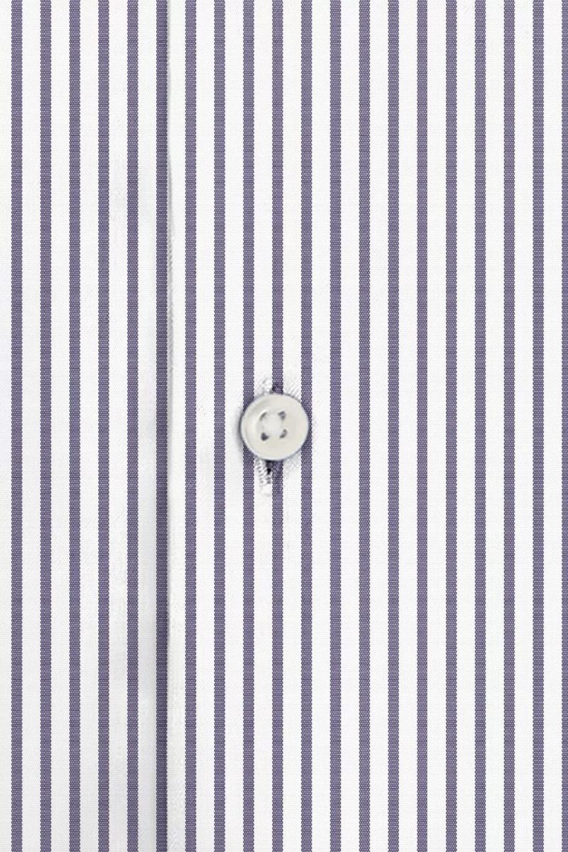 Men's slim fit shirt with thin grey stripes