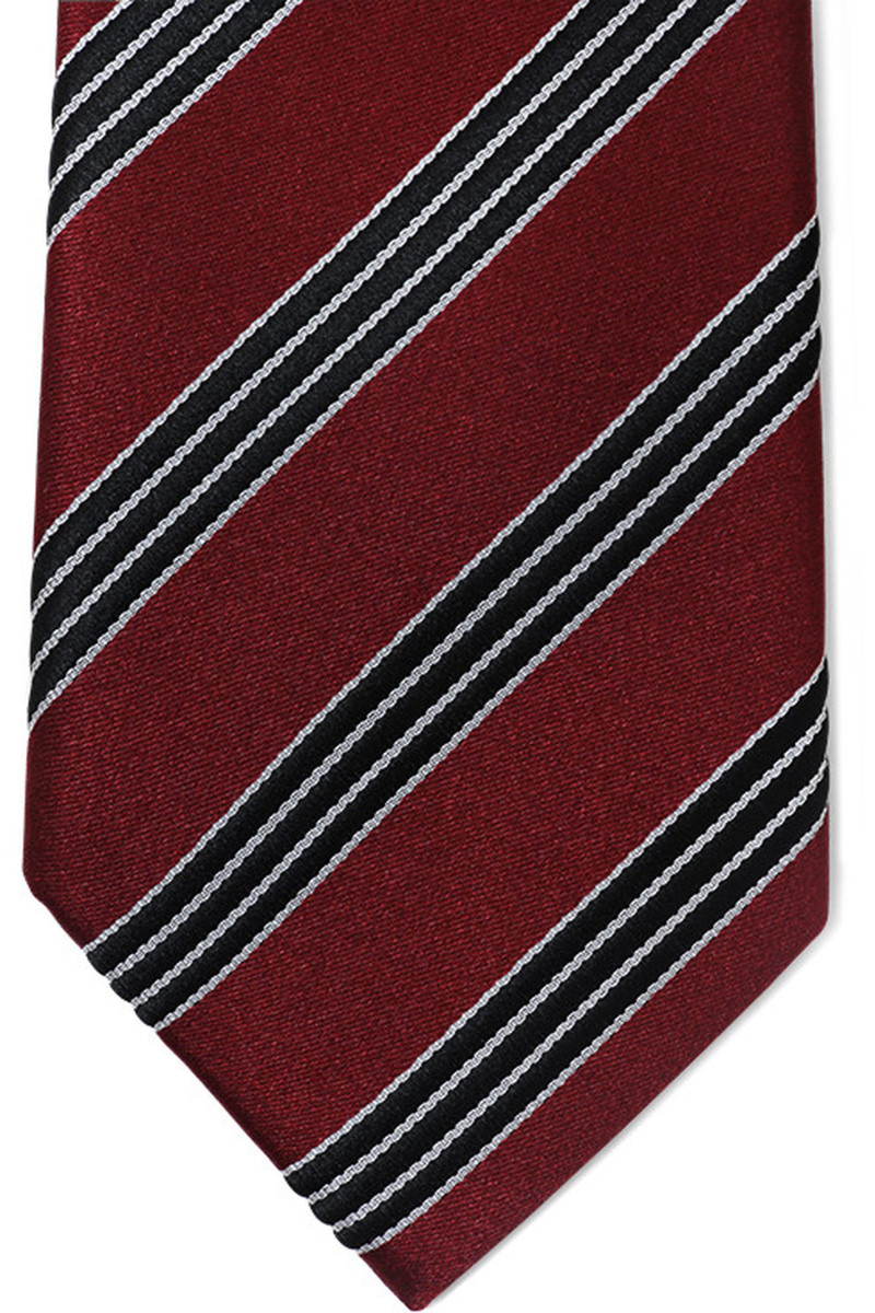 Tie in pure silk with stripes