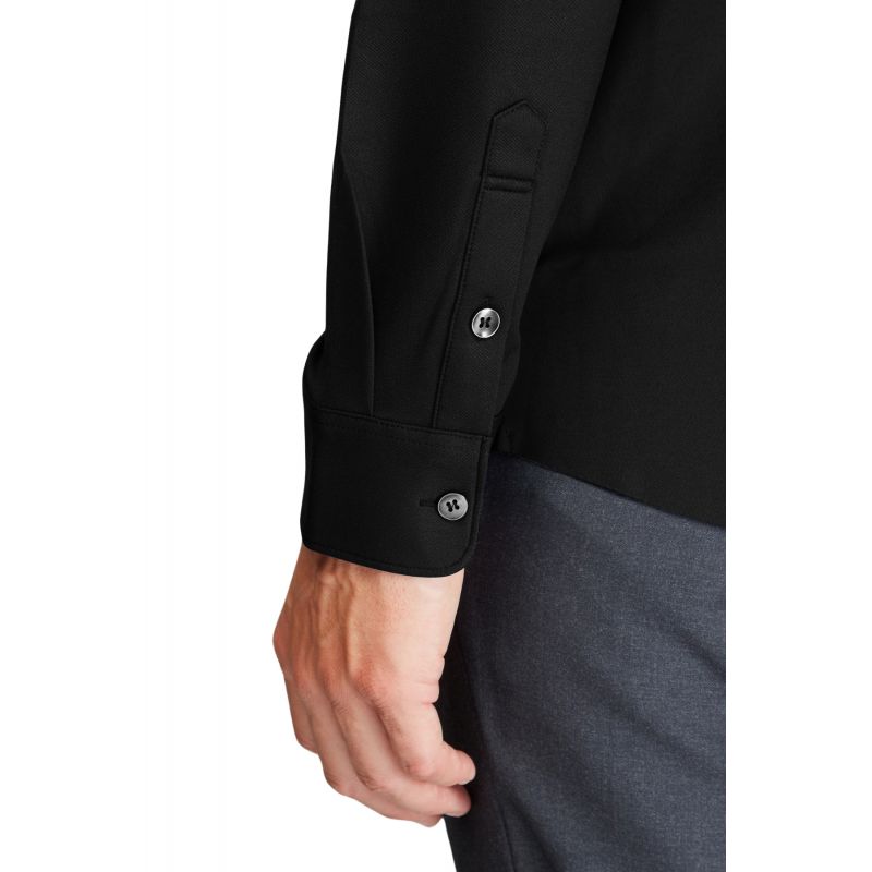 Long-sleeved knit shirt