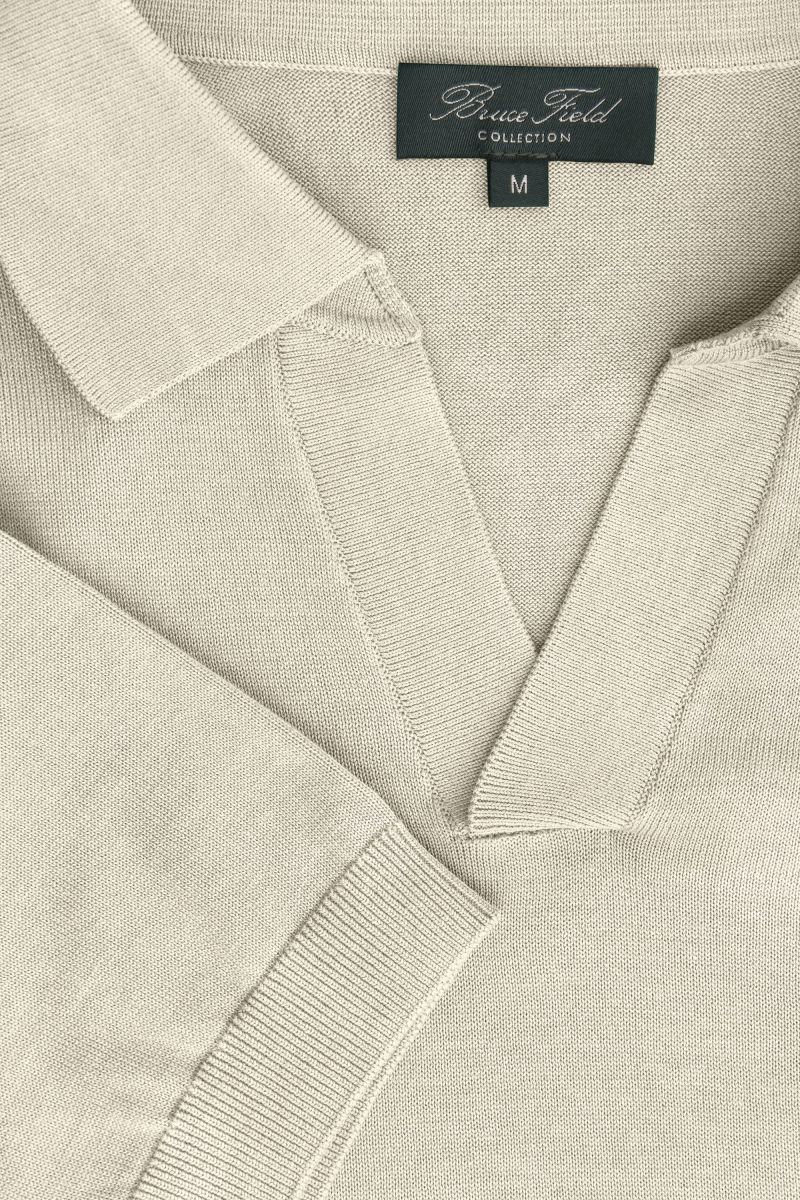 Cyril Polo with open collar